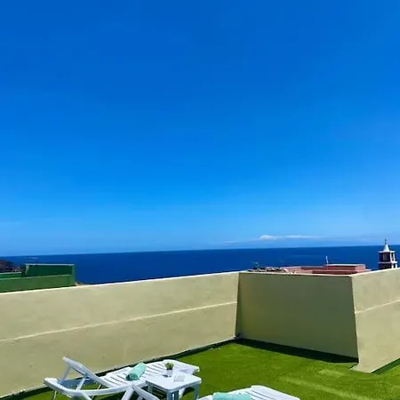 Modern Duplex Penthouse Apartment La Listada